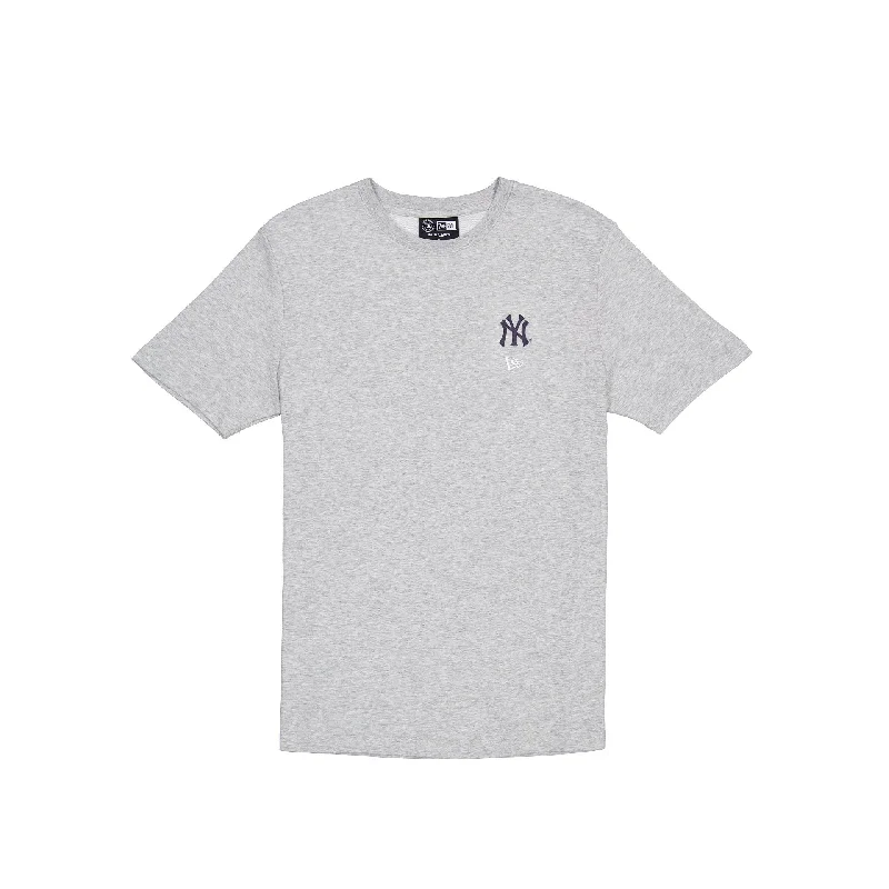 New York Yankees Logo Essentials Gray T-Shirt